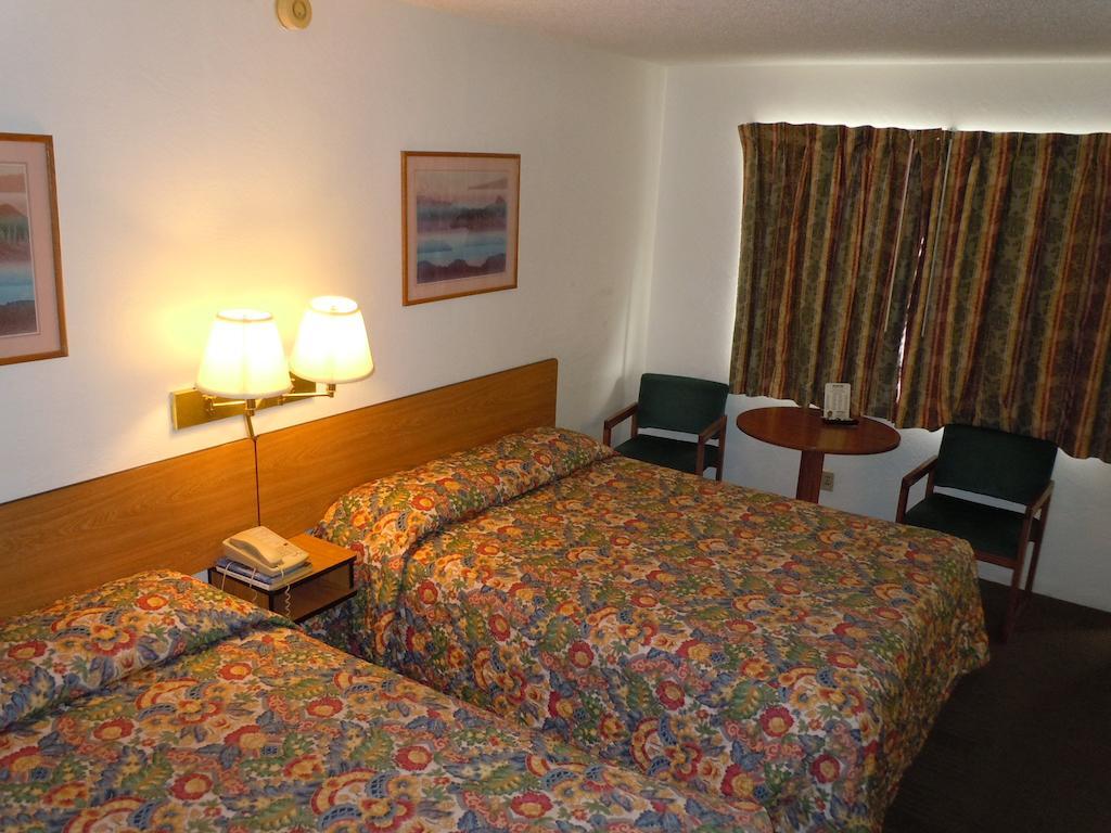 Value Inn 폴룬 외부 사진