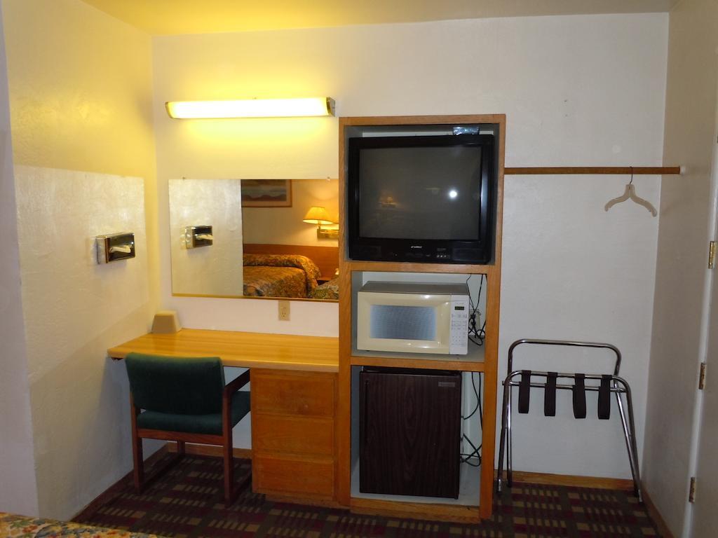 Value Inn 폴룬 외부 사진
